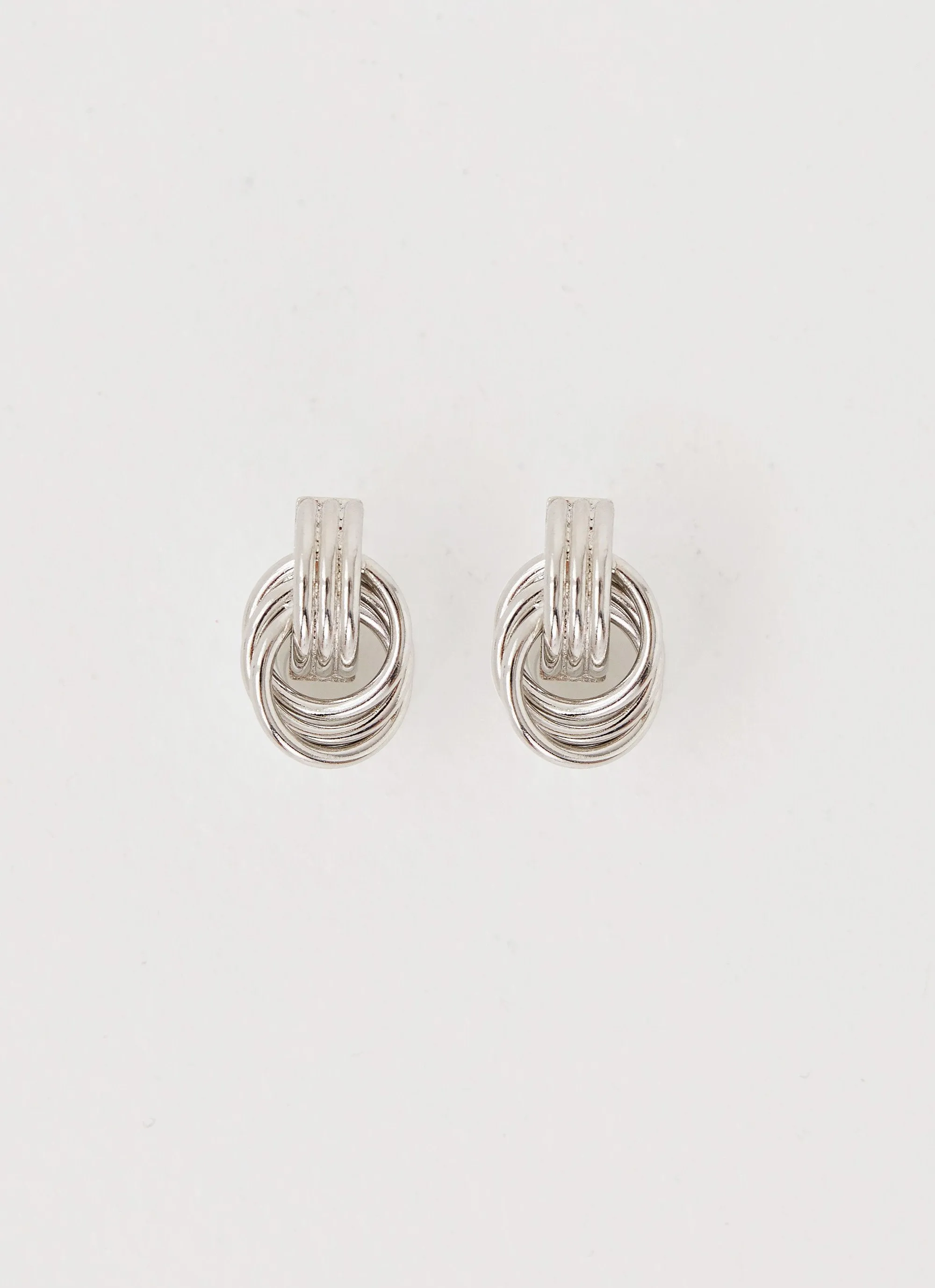 Gracia Knot Earrings - Silver