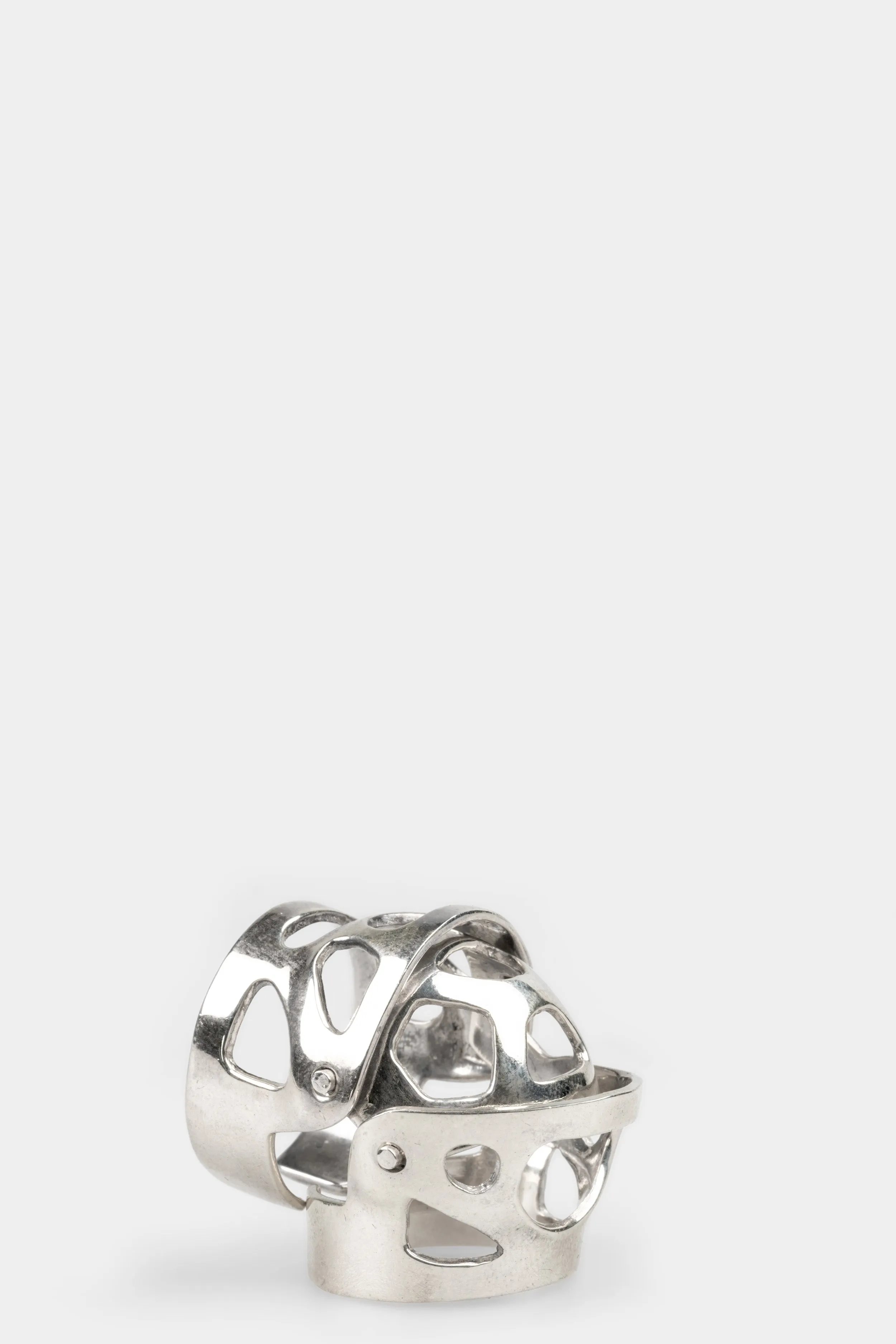 Julius_7 x Fangophilia | Jointed silver ring