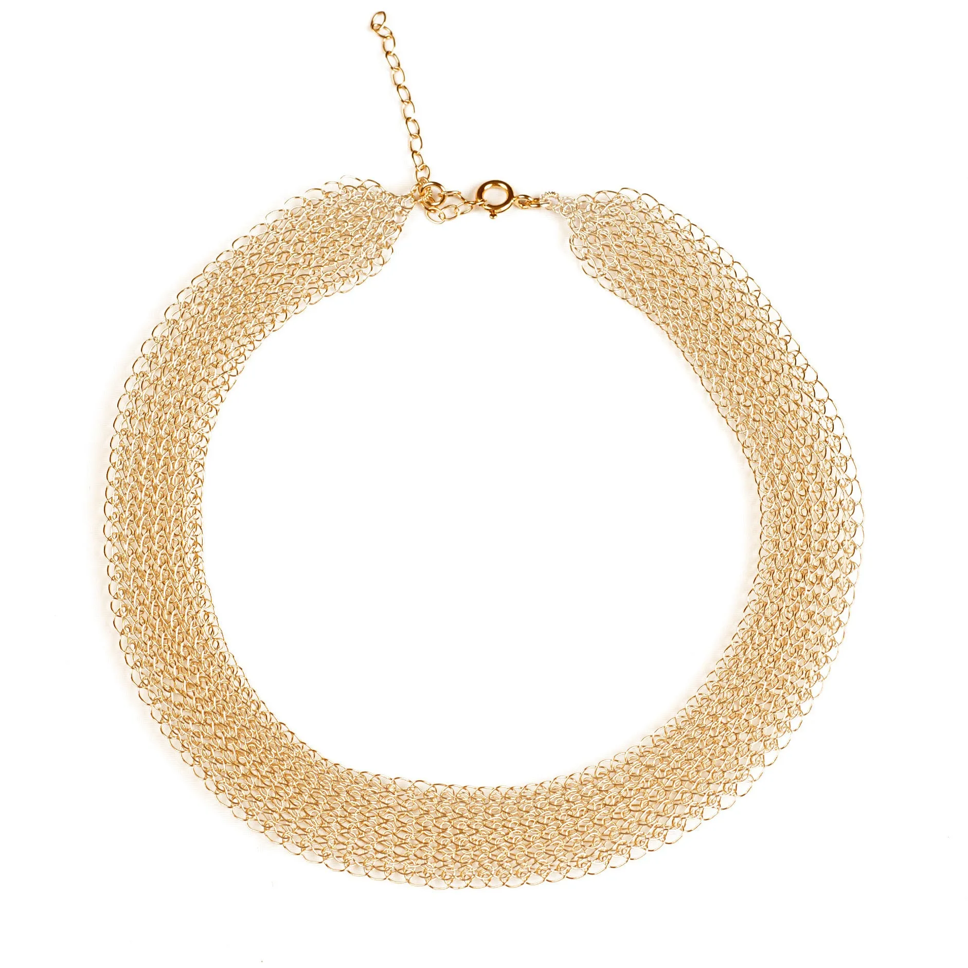 O - a modern wire crochet short necklace in gold