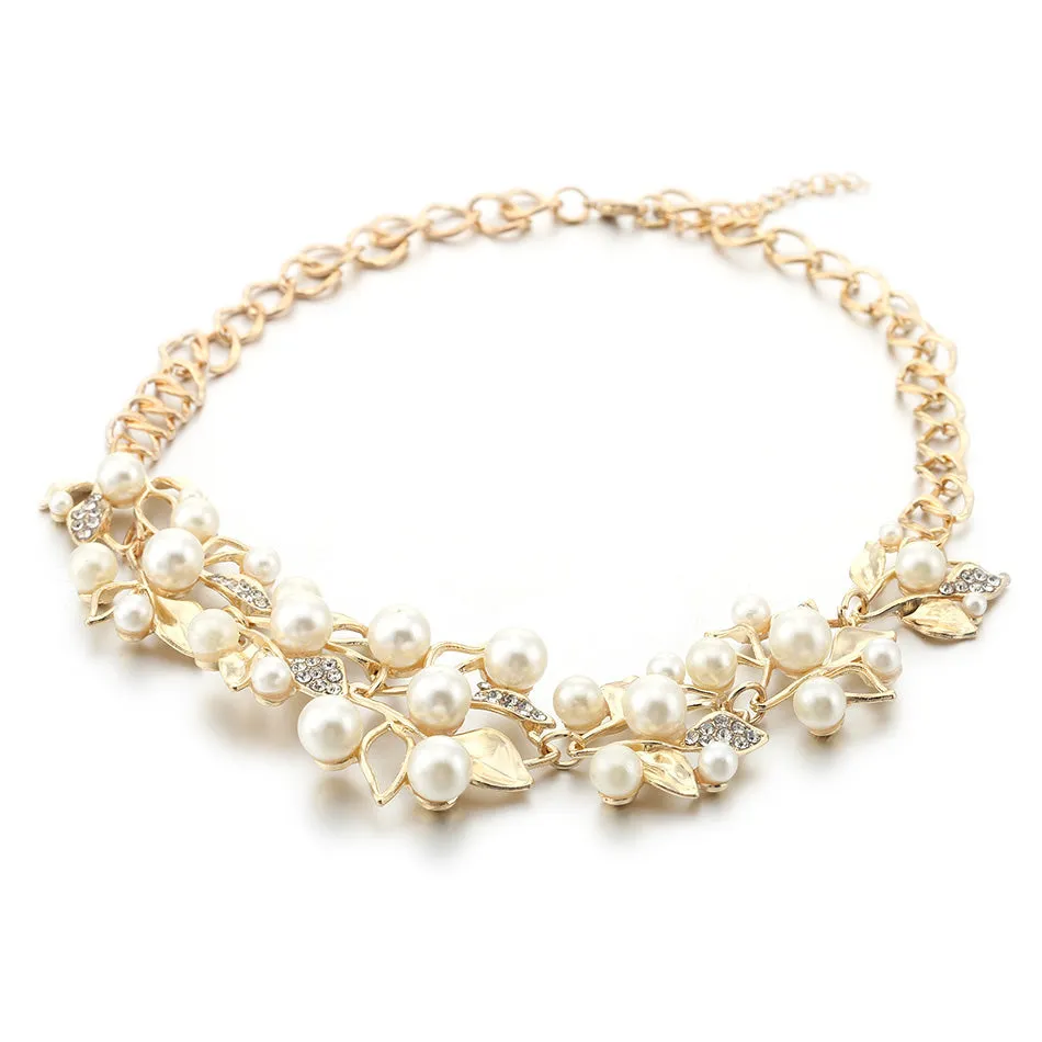 Women Simulated Pearl Necklaces